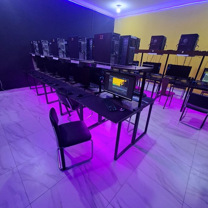 Продам компьютеров