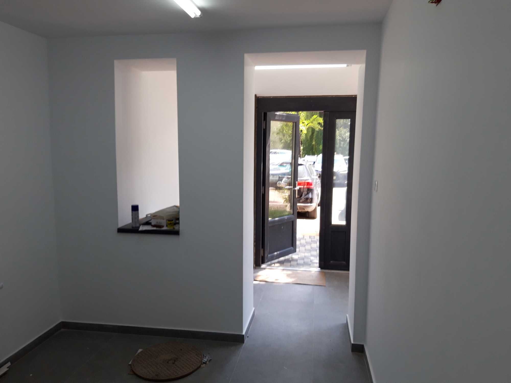 Zona Policlinica , spatiu pentru  birouri   33-70mp