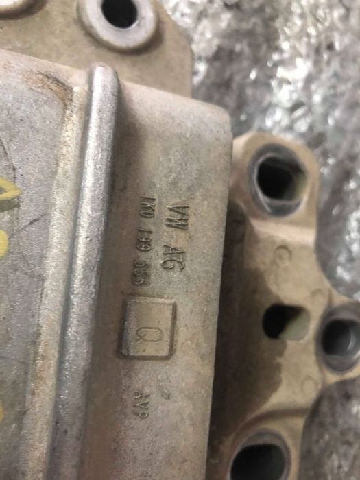 suport cutie viteze 2.0 tdi cba audi a3 8p a4 b8 a5 8f vw golf 6 passat b7 tiguan 5n 2010