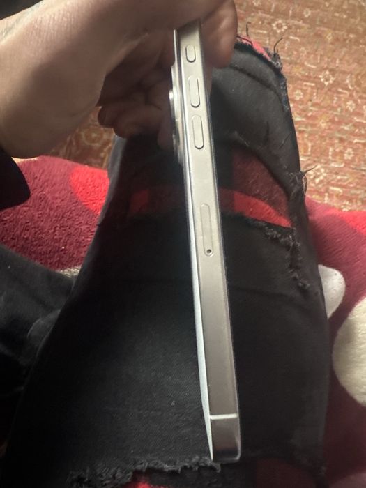 Vand Ihone 15 pro max