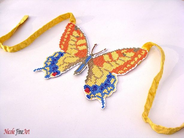 colier fluture multicolor vesel - brodat manual - handmade