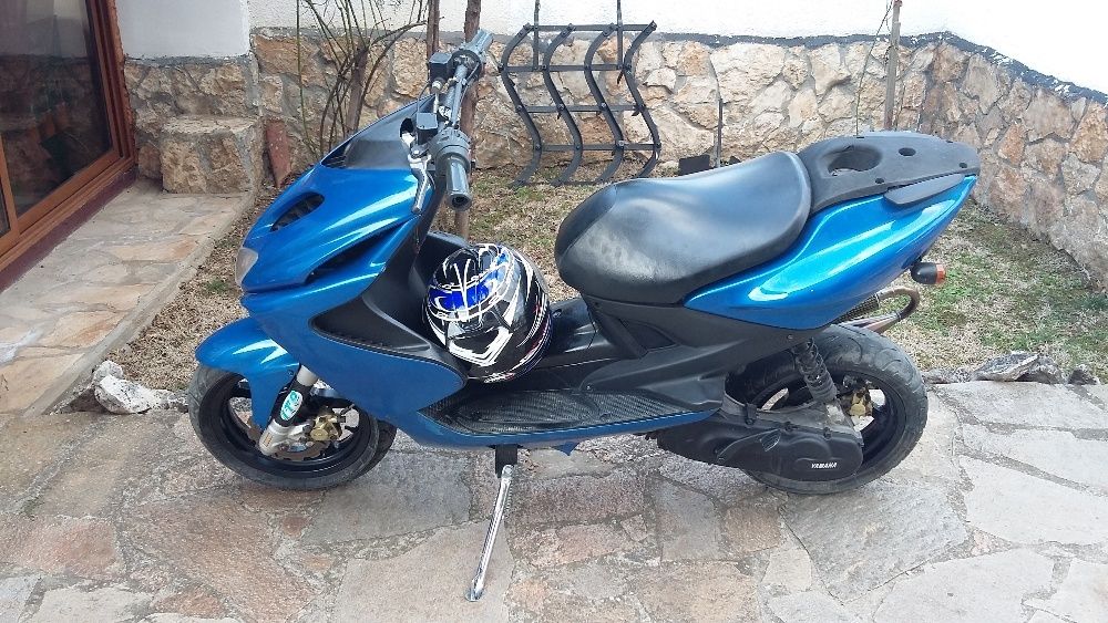 Продавам Yamaha Aerox