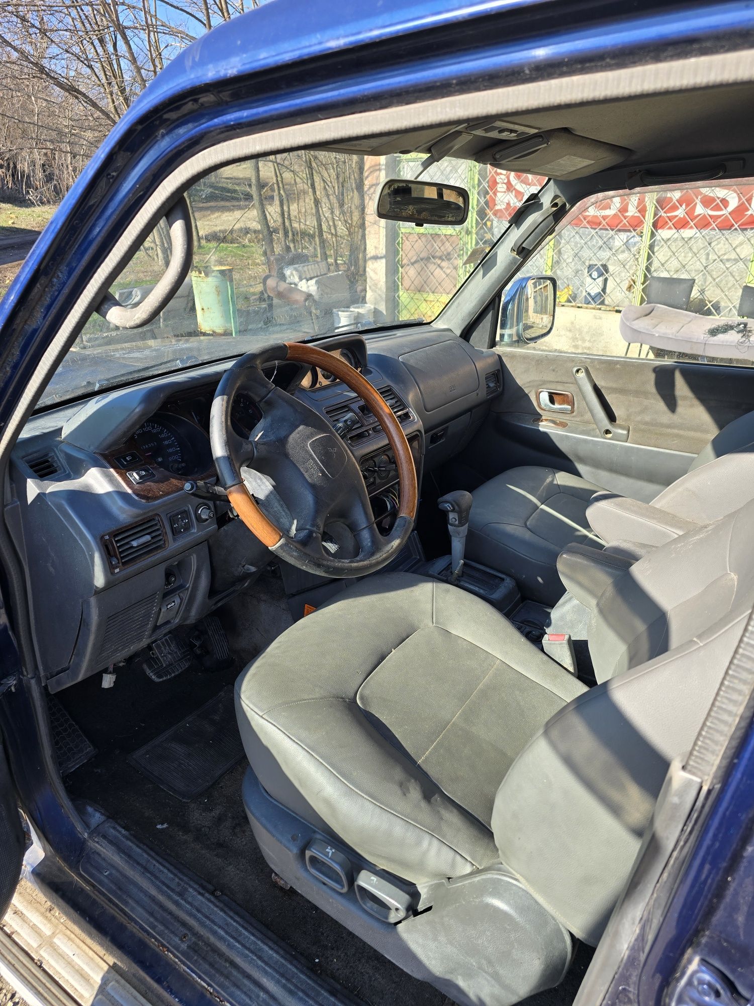 Mitsubiahi pajero 2.8