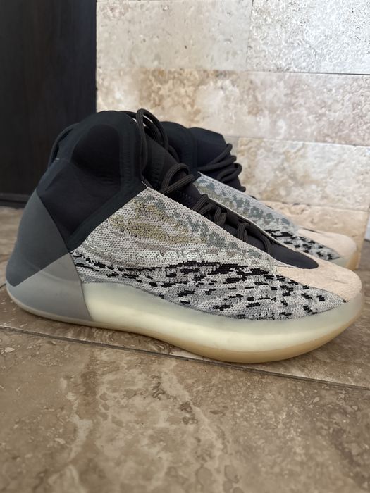 Yeezy Qntm Sea Teal 43 noi ( originali )