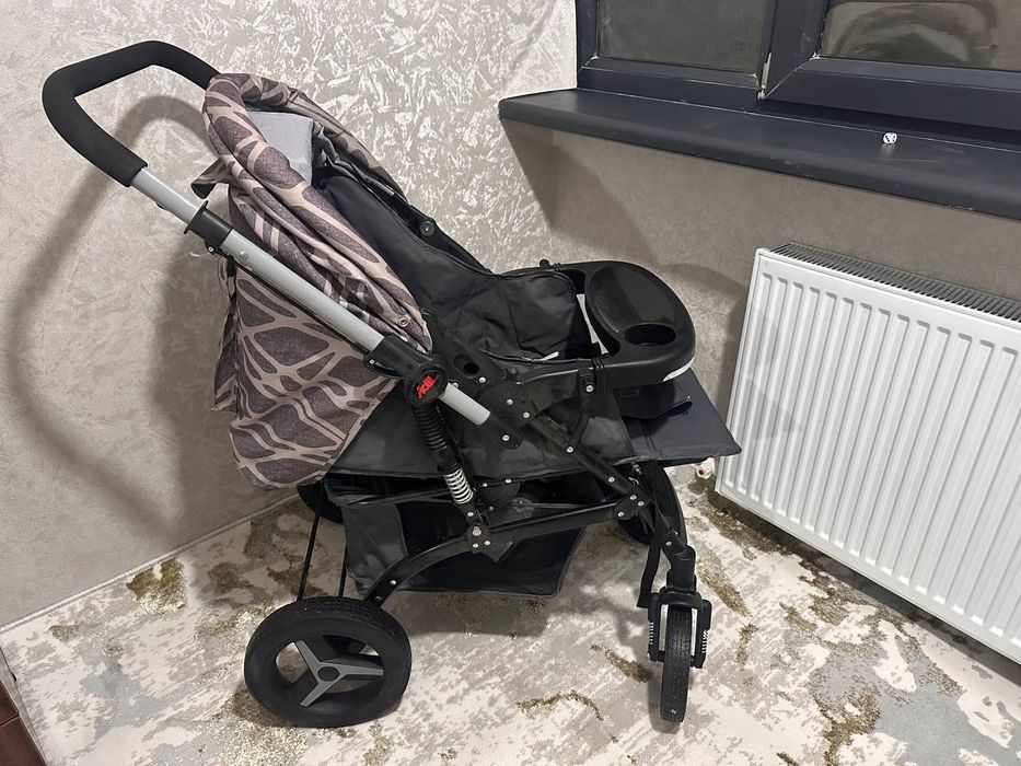 Kolyaska orginal, 1. 2 ishlatilgan lekin yangi baquvvat