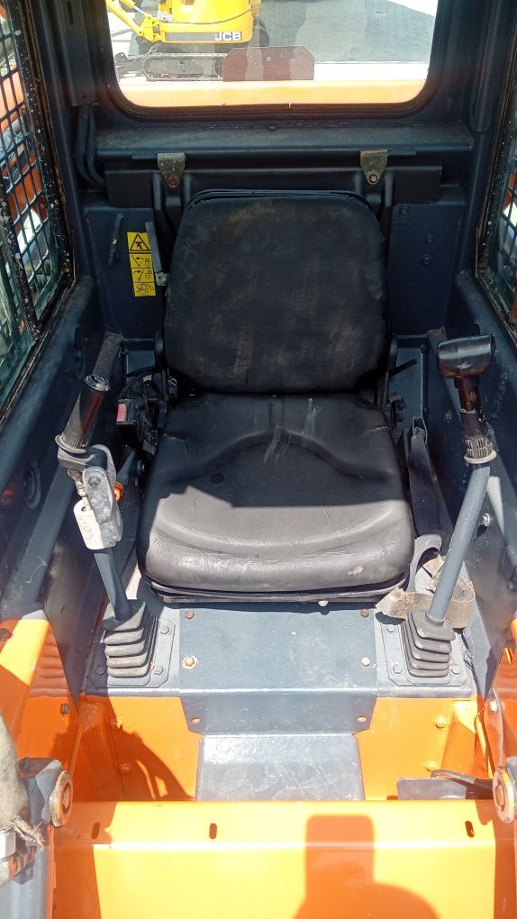 Miniincarcator Fiat hitachi 2100 kg