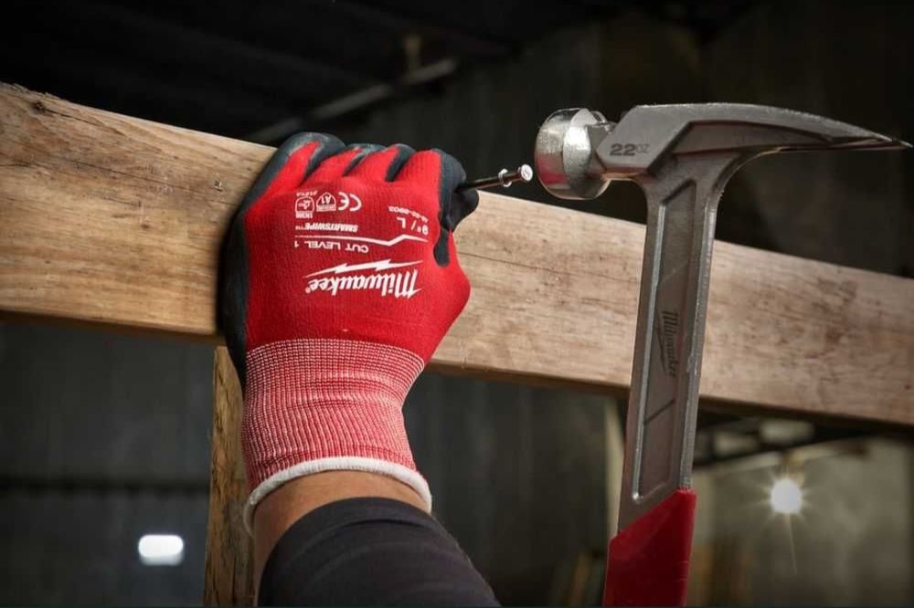 Ръкавици Milwaukee с ниво на защита 1/А