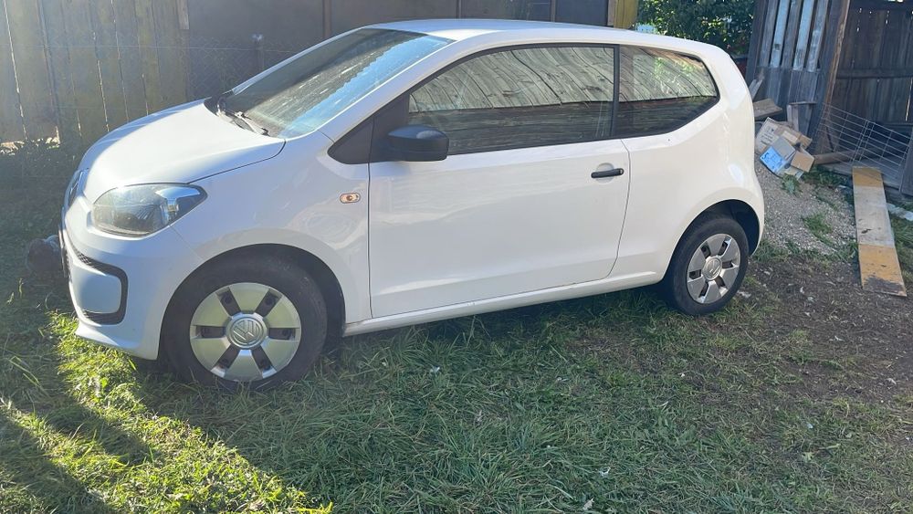 Volkswagen up 2012