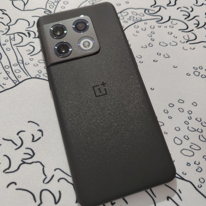 Продам Oneplus 10 pro