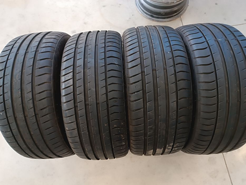 Set 4 Anvelope Vara 235 45 17 dot2023 ca și noi