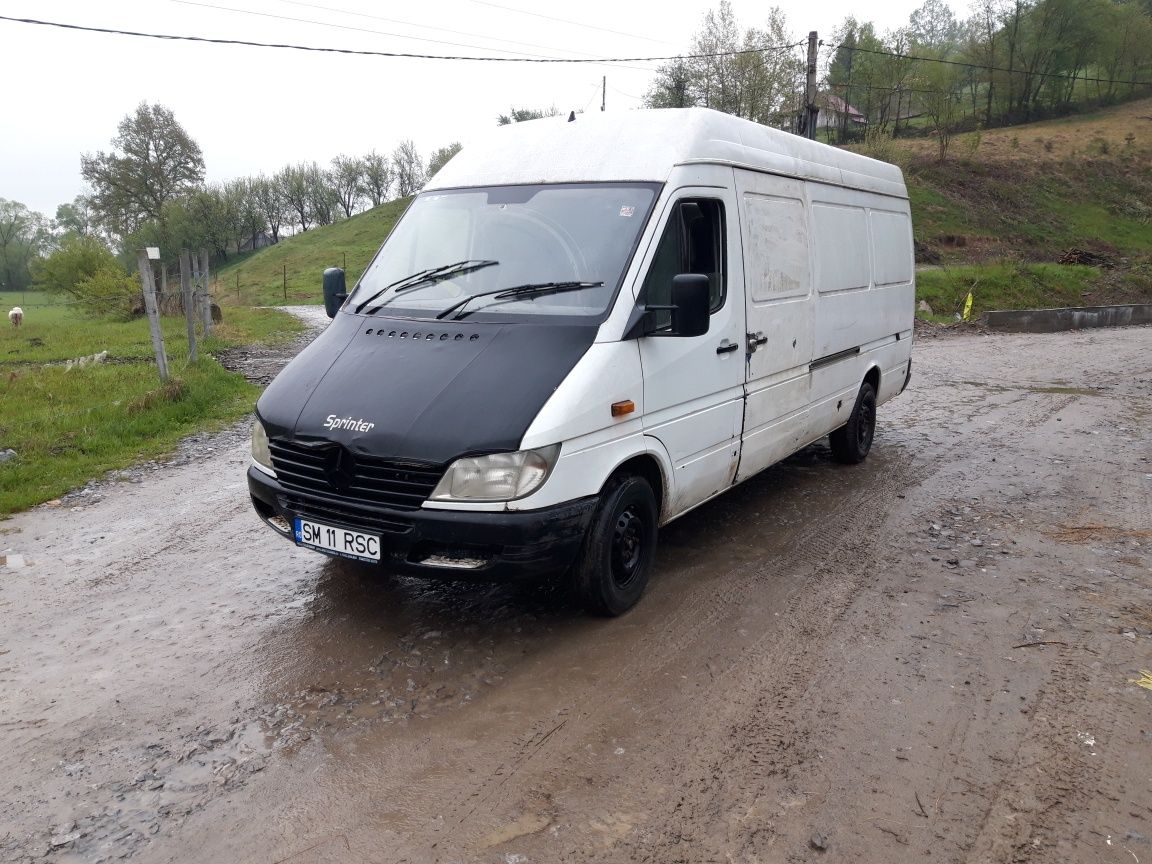 Vand sau dezmembrez Sprintar 313 2002 ,990 euro