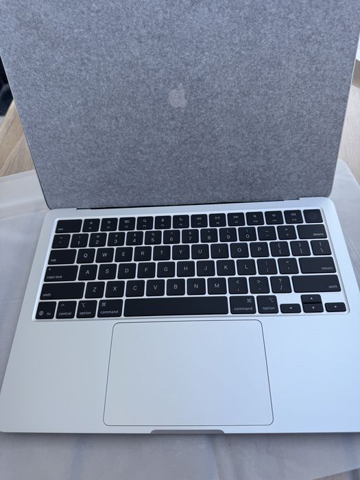 Macbook Air 13 M4 16gb 512gb starlight