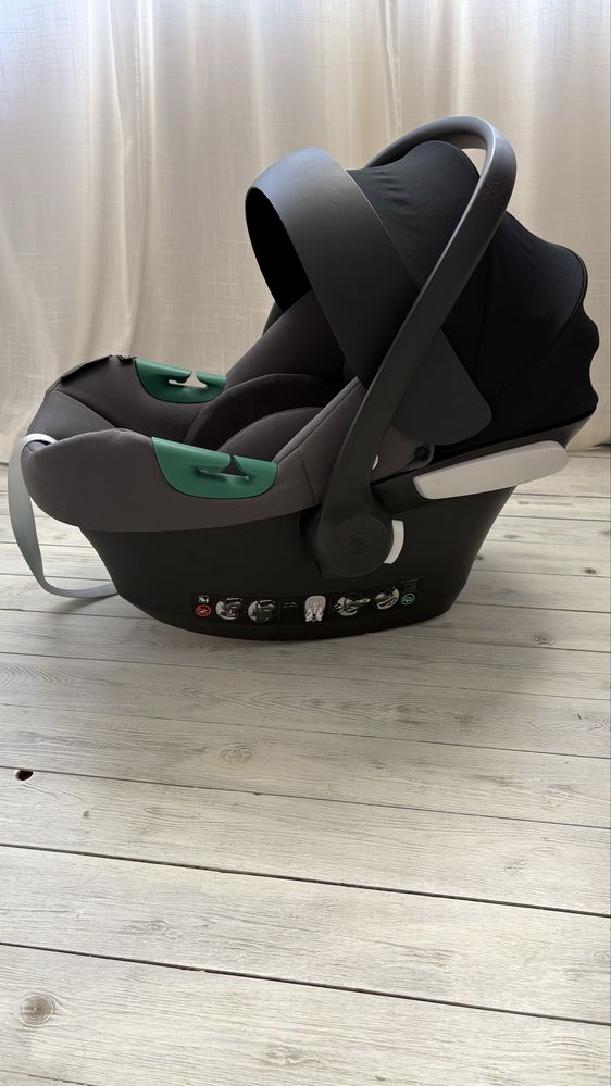 Бебешка кошница за кола Cybex Aton B2