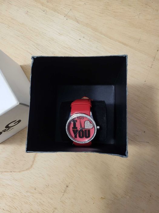 Dolce & Gabbana DW0149 Peek-a-boo argintiu, ceas de damă din piele