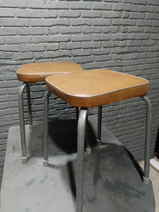 Продам табуретки