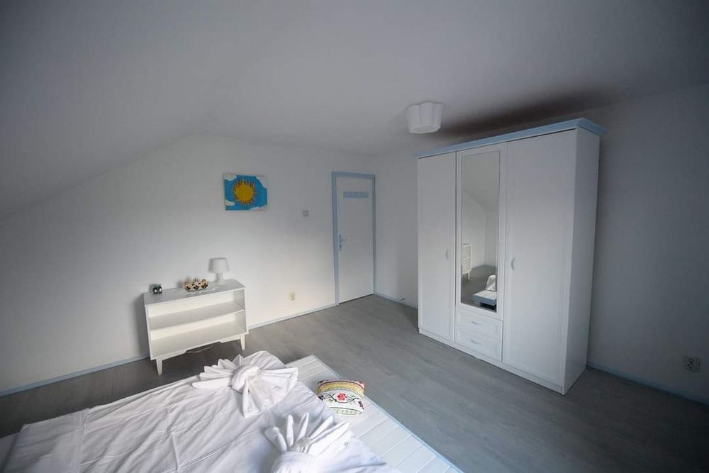 Pensiune 7 camere, teren 500 m2