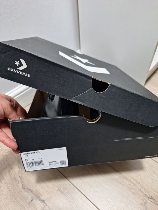 Ghete piele converse