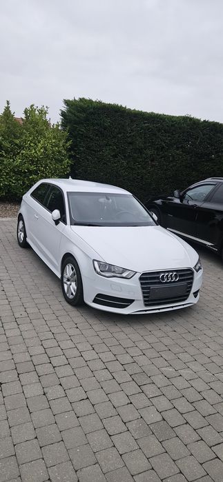 Vind audi a3 ,1.6 tdi an 2015.