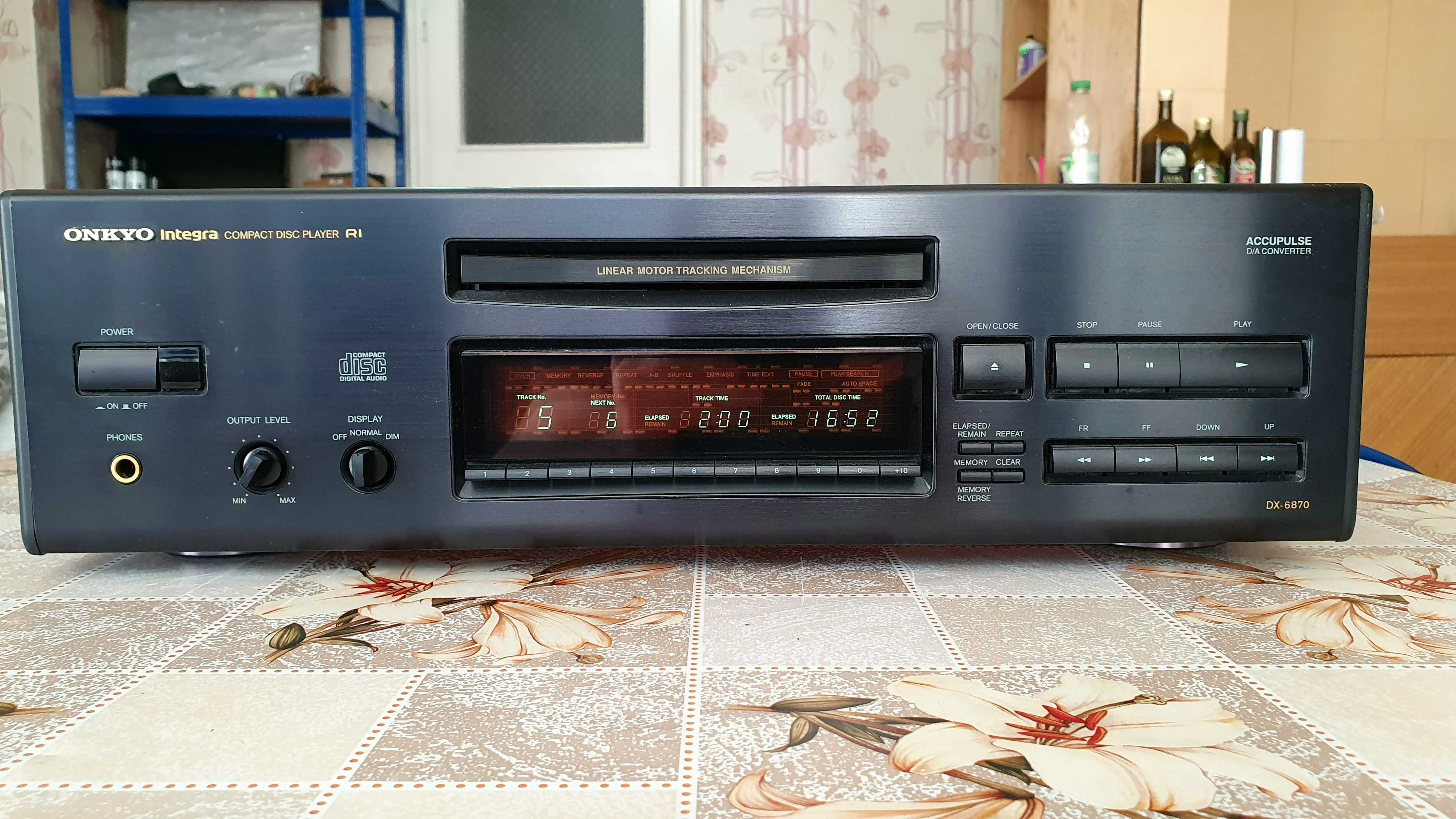 Onkyo Integra DX-6870 - High-End CD