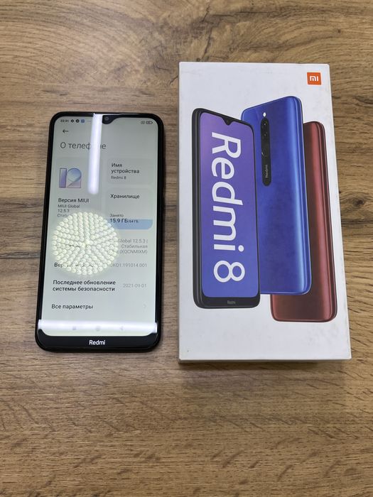 Телефон Xiaomi Redmi 8 в идеальном состоянии