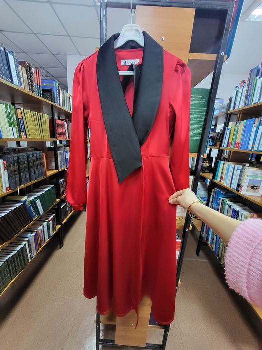 Киімдер офиске, садик ,мектепке  тап таза 1,2  рет кана киілген