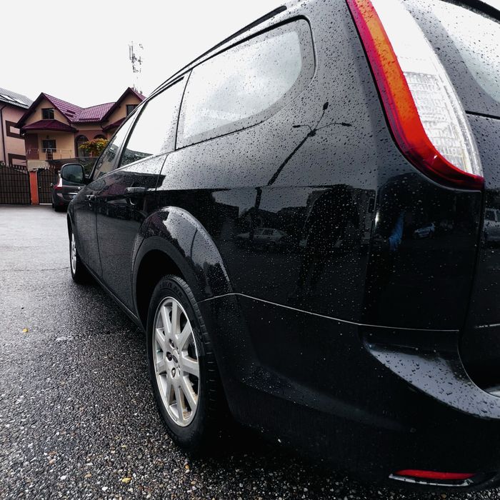 Ford Focus 2.0 TDCi Titanium 140 CP - Full