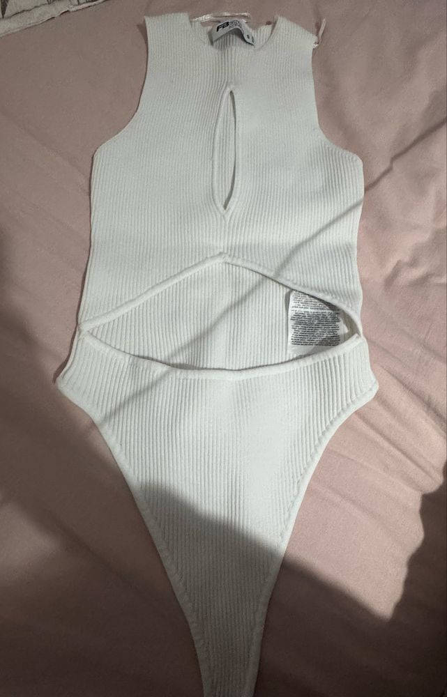 Дънки от guess и боди