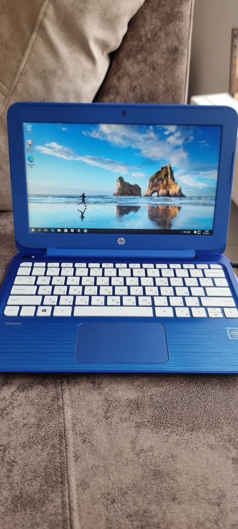 Лаптоп HP 11 инчи