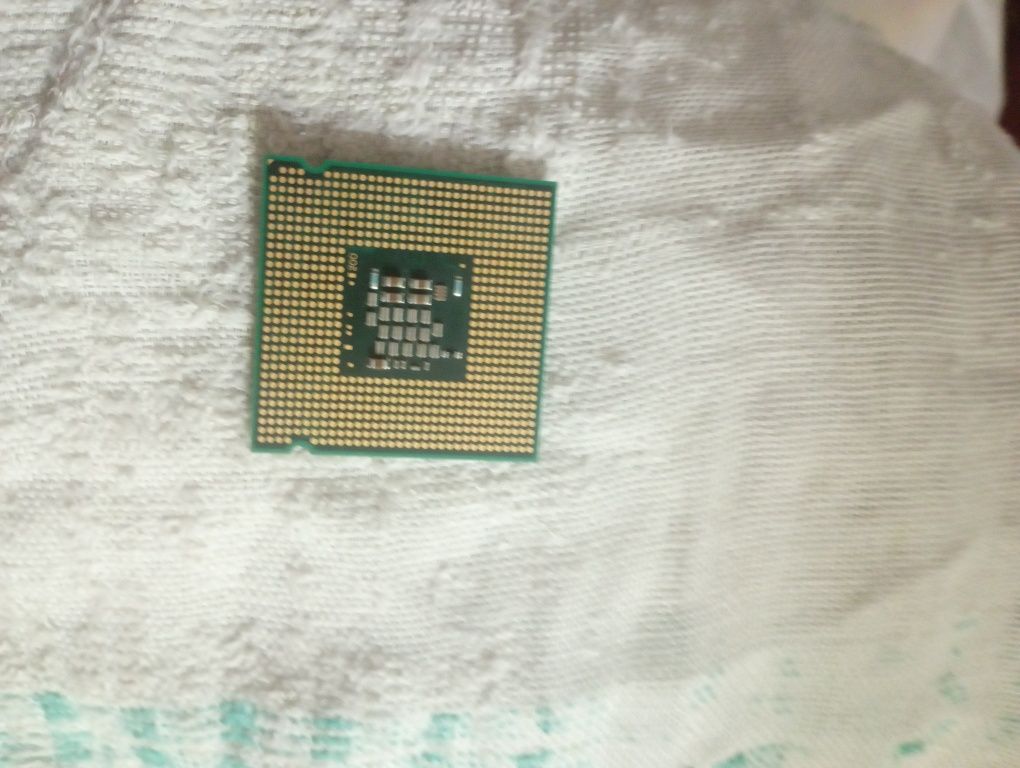 Рам памет DDR2-667 2 броя и Intel mc 06 420 1.6 ghz