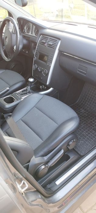 Mercedes b200 2010 facelift