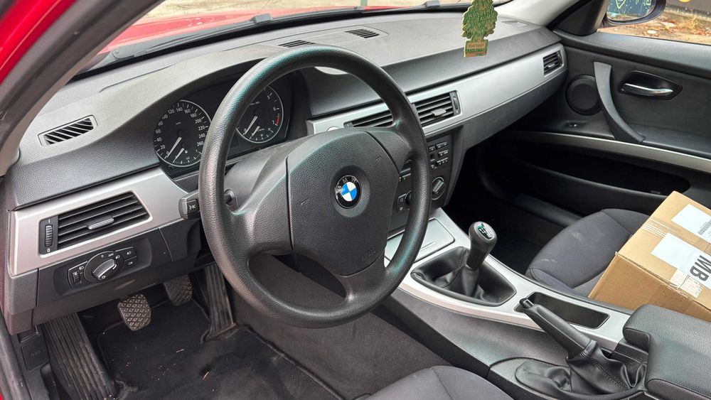 BMW Seria 3 E90 320i