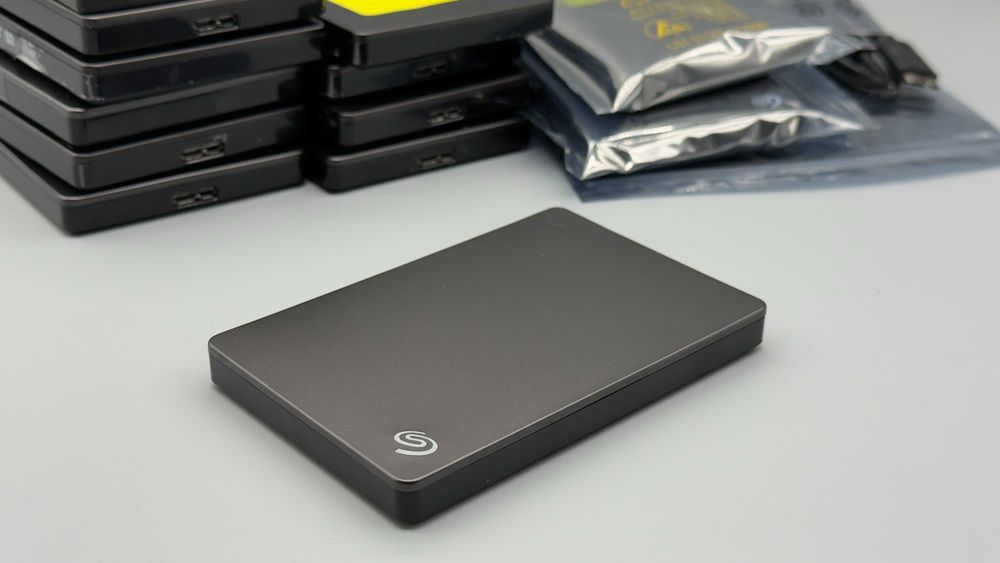 Hard disk extern HDD Seagate Basic, 2.5'', 1TB, USB 3.0, black.