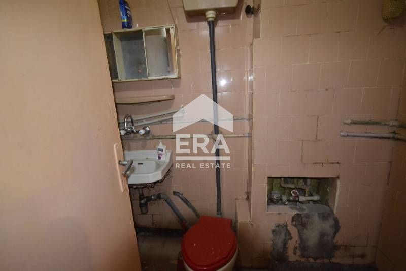 Продава се Двустаен апартамент в Хасково, Орфей - 64 кв.м за 997 €/кв.м - Снимка #9