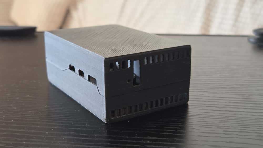 Carcasa prinata 3D pentru Rasberry Pi5