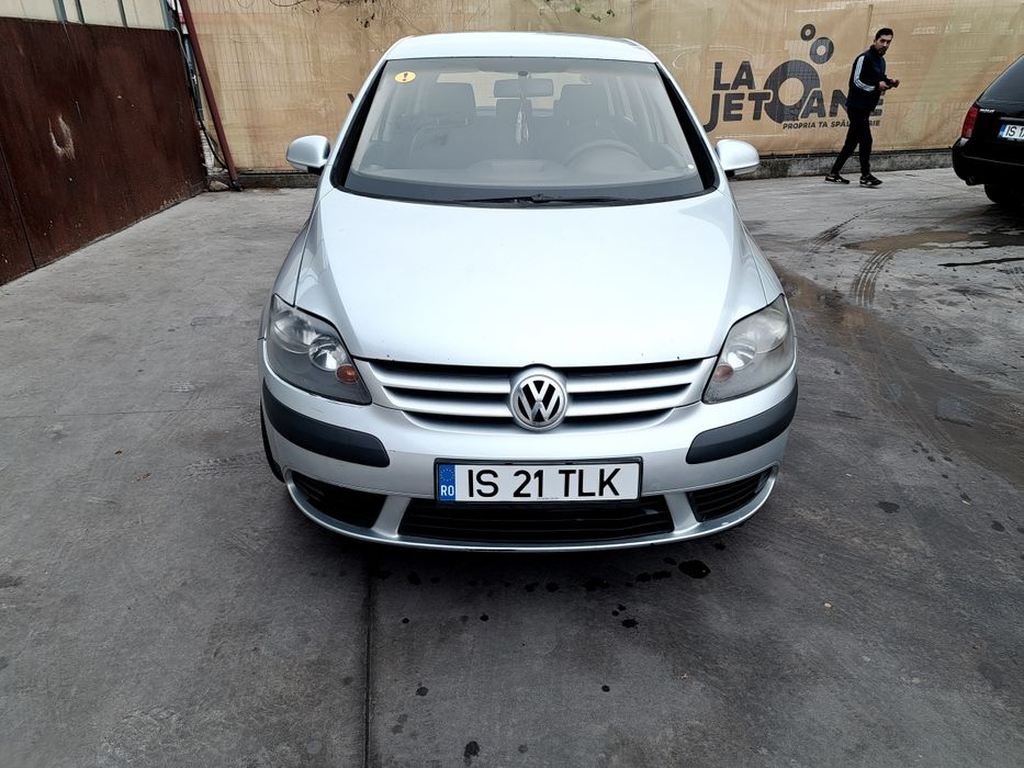 Golf 5plus 1.9 tdi an 2006 in stare foarte bună