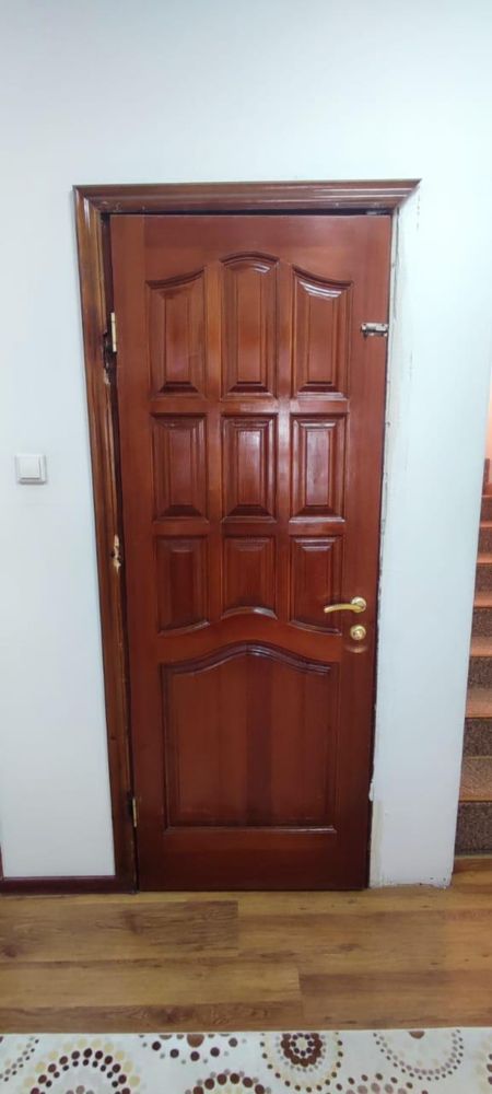Продам бу двери,