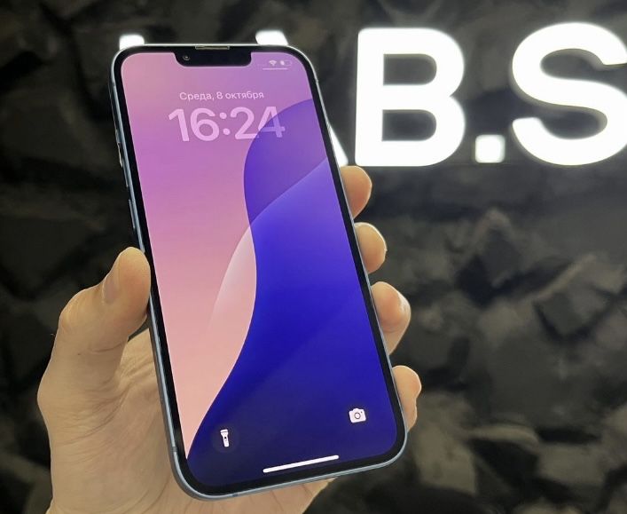 iPhone 13 128 Gb с гарантией