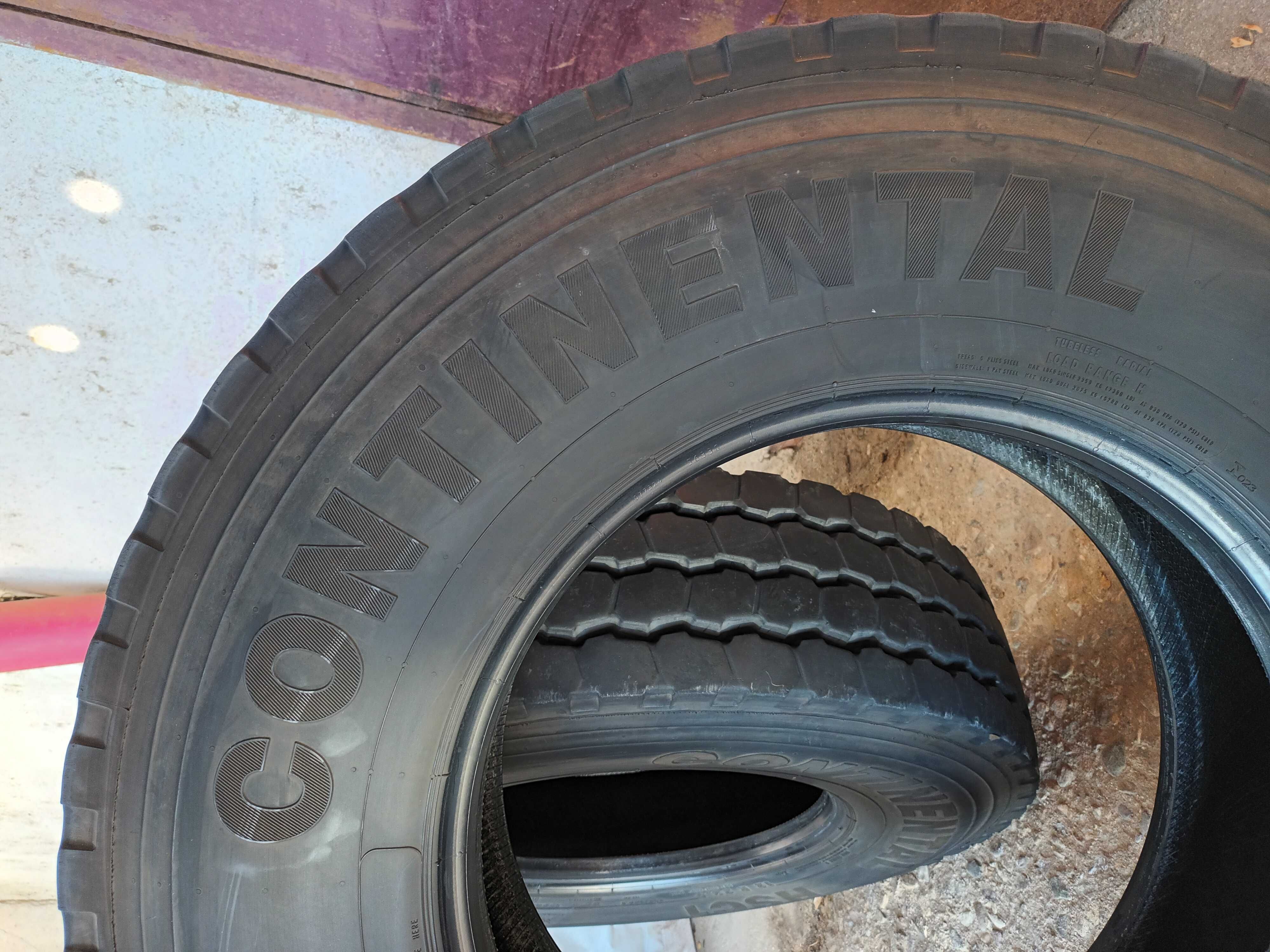 2 тежкотоварни гуми 12R22.5 Continental Construction HSC1 152/148K M+S