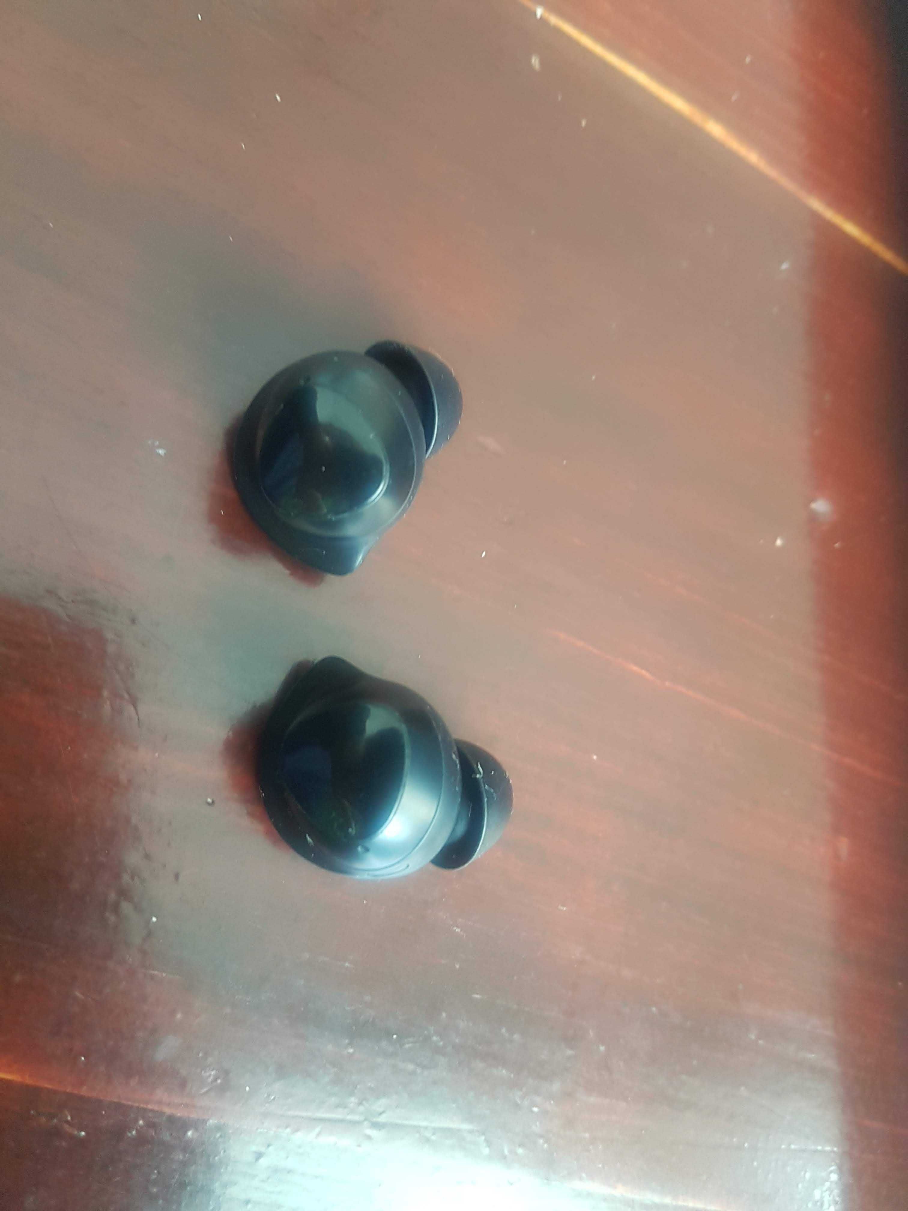 Bluetooth слушалки SAMSUNG Galaxy buds модел SM-R170