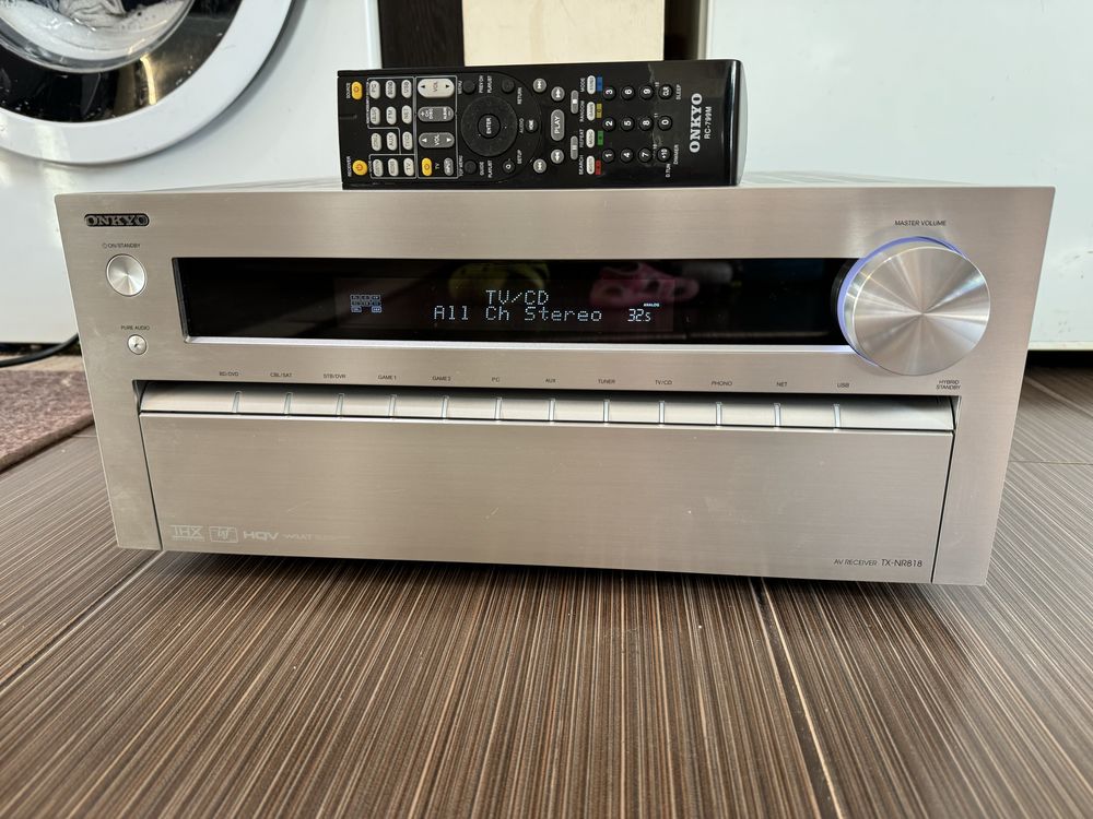 Onkyo TX-NR818 resiver