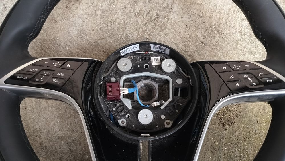 Vând volan Mercedes w213