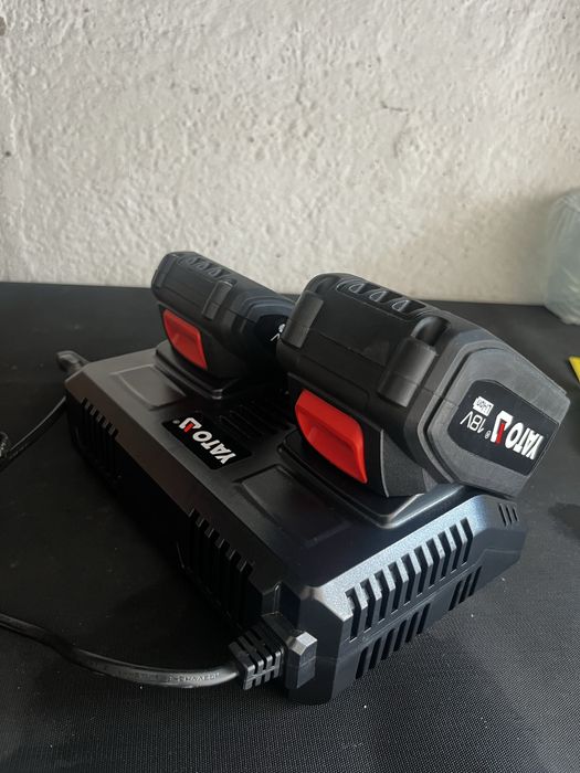 Pistol spalat auto/moto cu presiune portabil pe baterie Yato