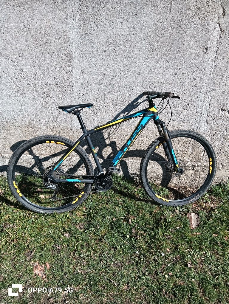 Vând bicicleta cross grx 9