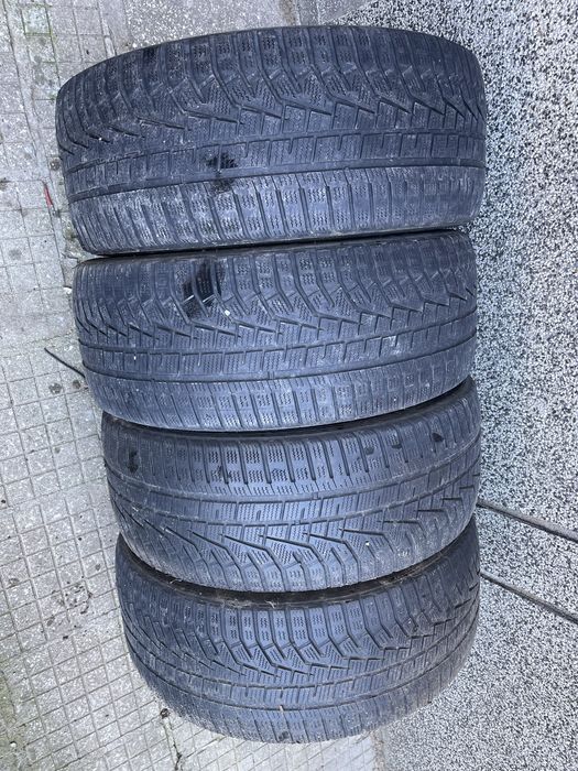 245/45/19 Hankook