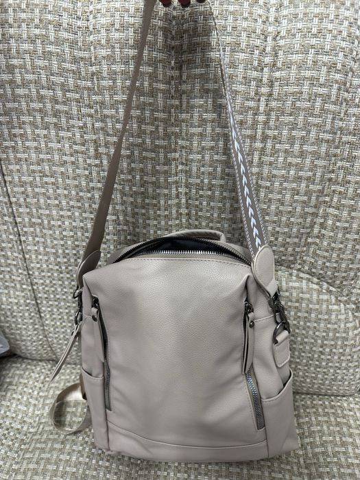 Продается женский рюкзак