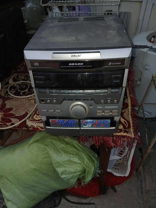 Музыкальныцентр сони.