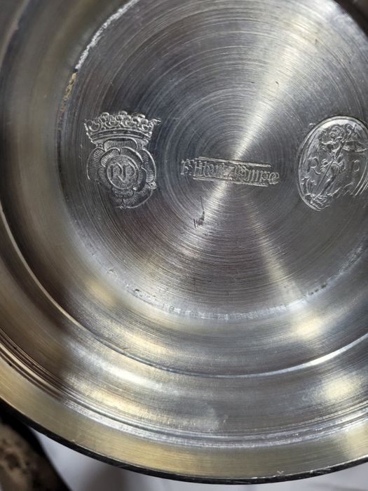 Pahare,carafă,bol zinc