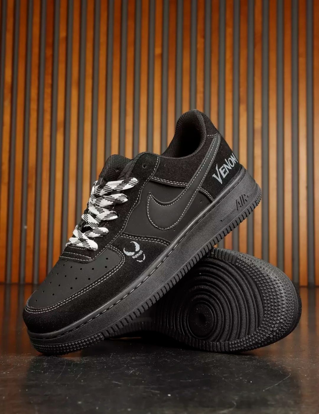 Nike air force 1 VENOM