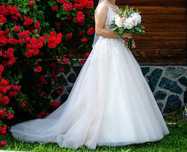 Rochie de mireasa . Mărimea S-M.