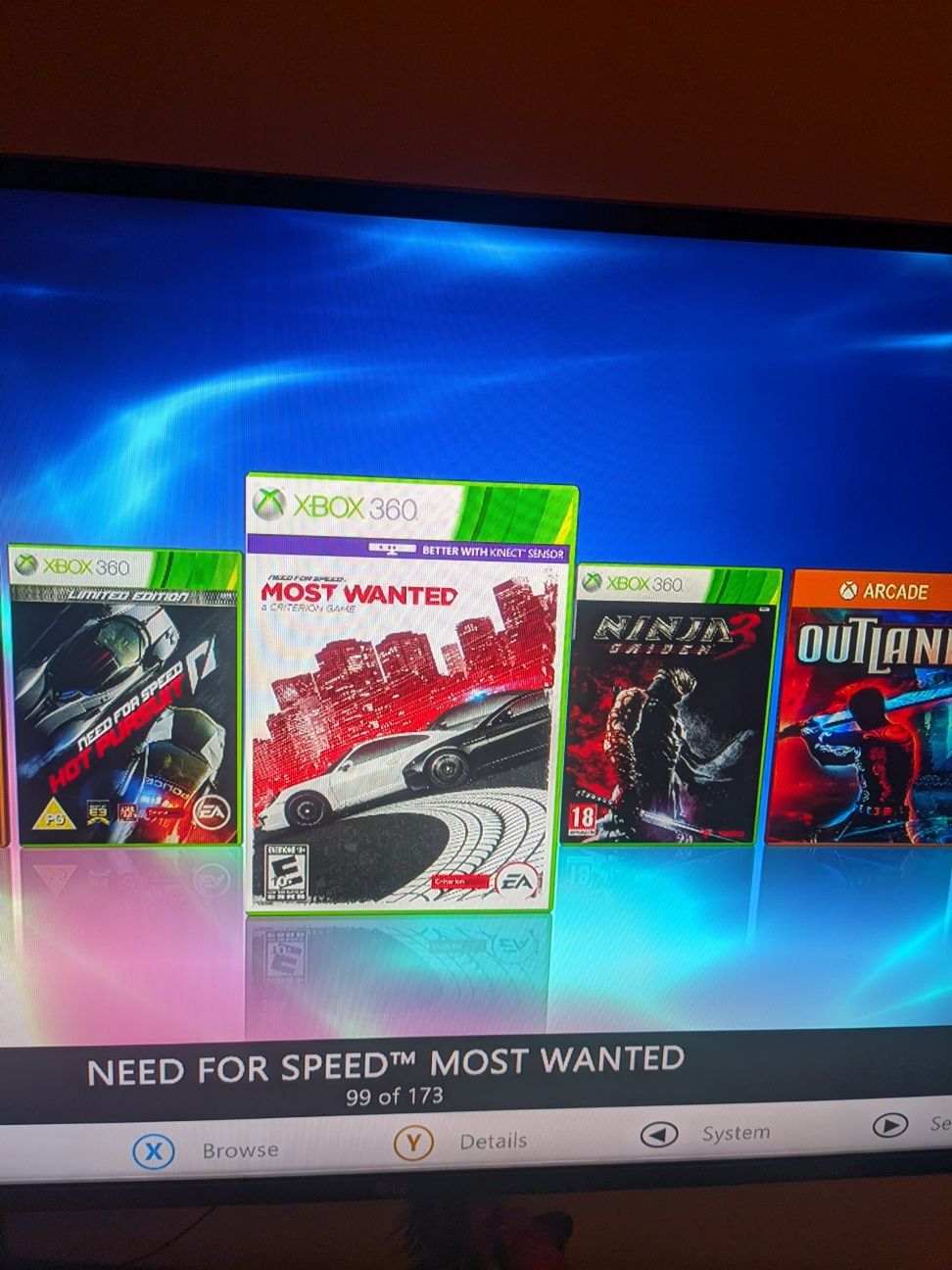Xbox 360 500GB Aurora 170 игри цели качени на харда